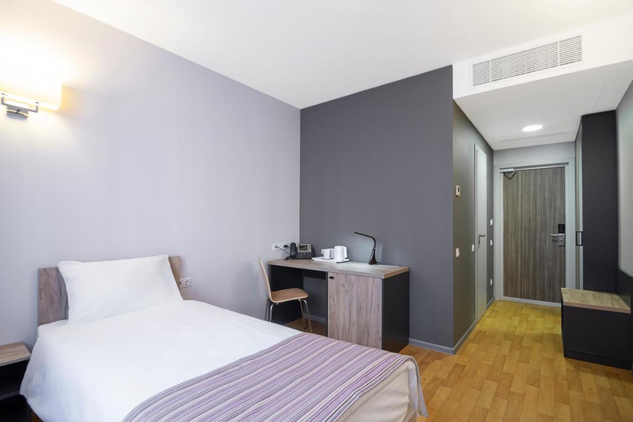 Favor Sport Hotel Kiew Exterior foto